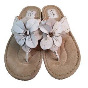 Clarks Artisan Womens White Leather Flower 31600 T Strap Sandals Size 7.5M